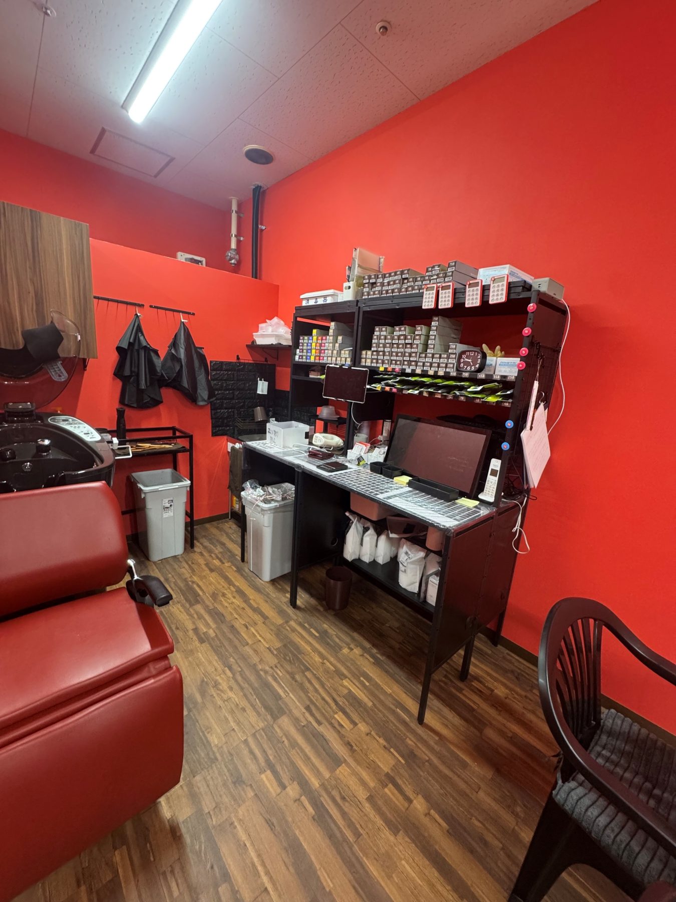 ヘアカラー専門店　ヤサオモカラーのサムネイル